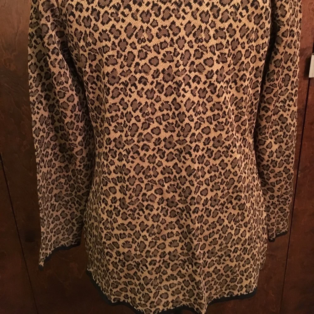 Misook Cheetah Print Knit Cardigan - Picture 5 of 5